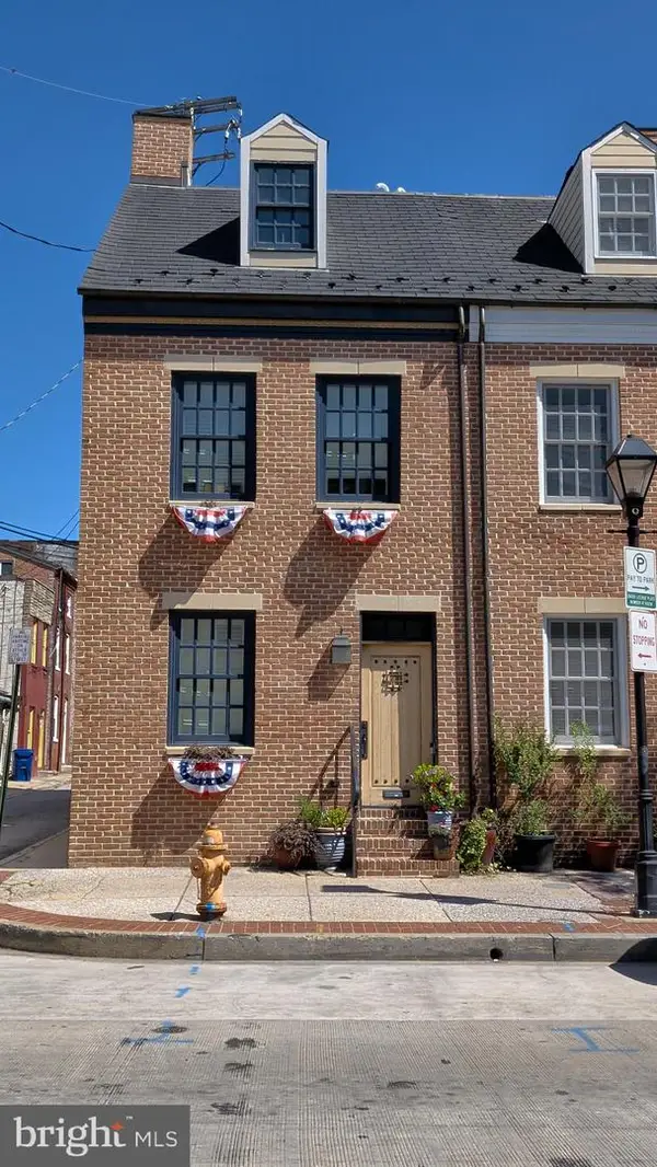 1722 Fleet St, BALTIMORE, MD 21231