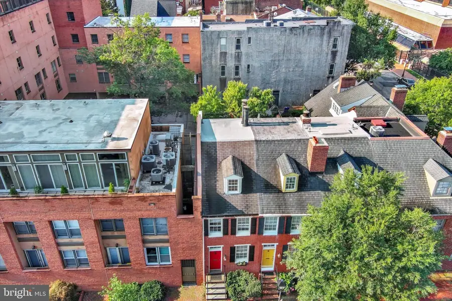 131 W Barre St W, Baltimore, MD 21201 - #3