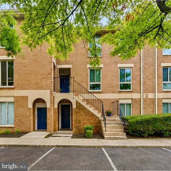 109 W Conway St, BALTIMORE, MD 21201