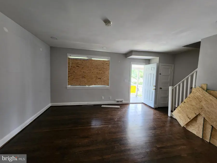1231 Ashburton St, Baltimore, MD 21216 - #3
