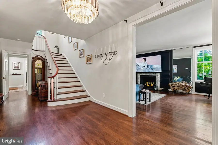 10 W Lake Ave, Baltimore, MD 21210 - #3