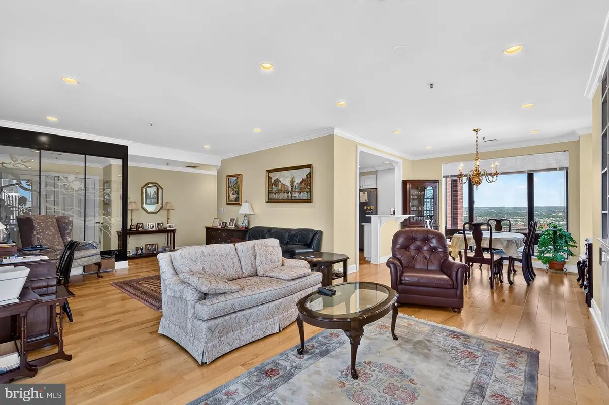 10 E Lee St #1709, Baltimore, MD 21202 - #1