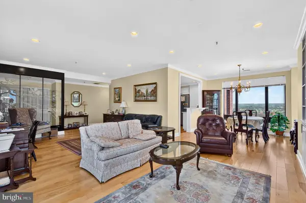10 E Lee St #1709, BALTIMORE, MD 21202
