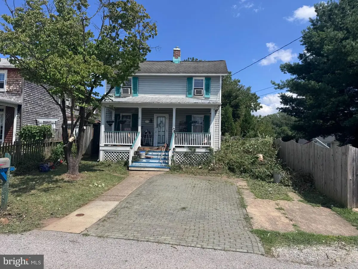 6113 Stanton Ave, Roland Park, MD 21210 - #1
