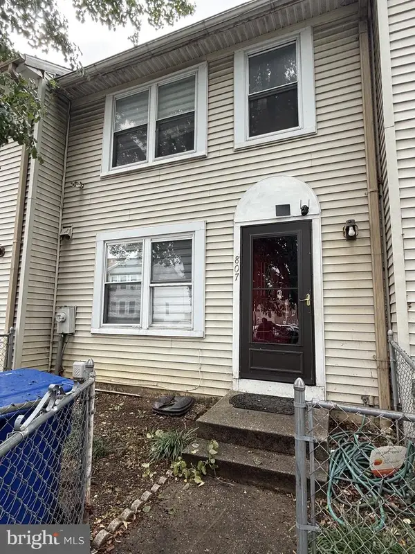 807 Showell Ct, BALTIMORE, MD 21202