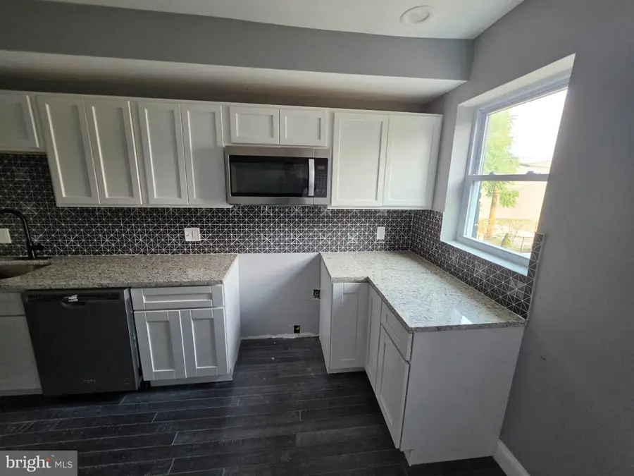 1227 E Lanvale St, Baltimore, MD 21202 - #3