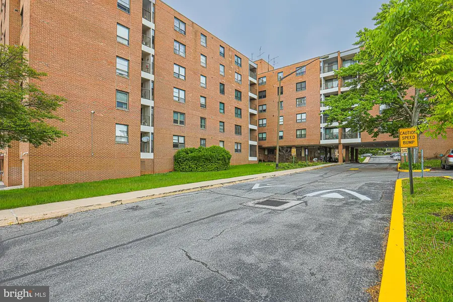 6317 Park Heights Ave #305, Baltimore, MD 21215 - #3