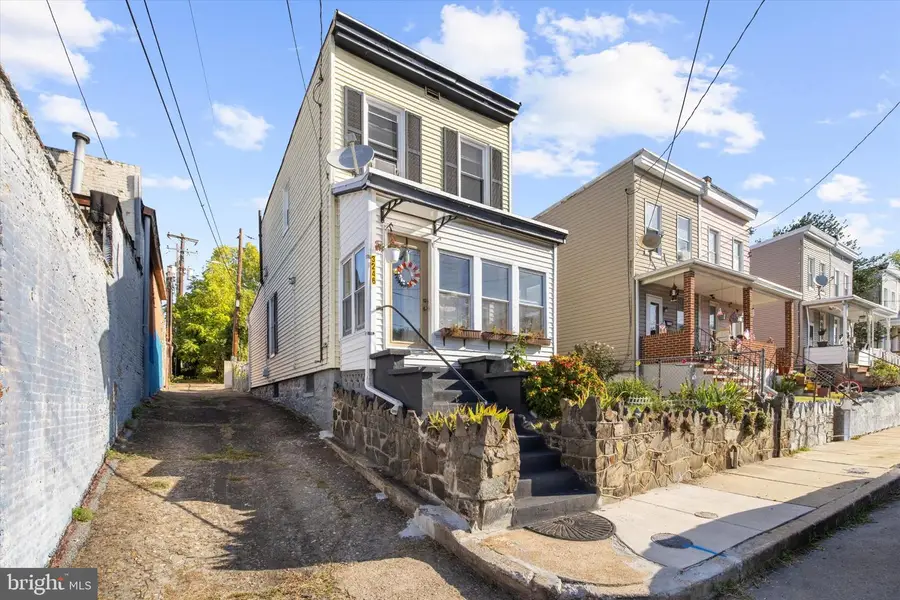 3246 Kingsley St, Baltimore, MD 21229 - #2