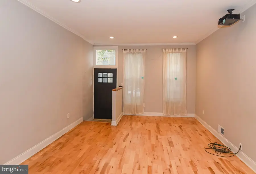 2231 Guilford Ave, Baltimore, MD 21218 - #3