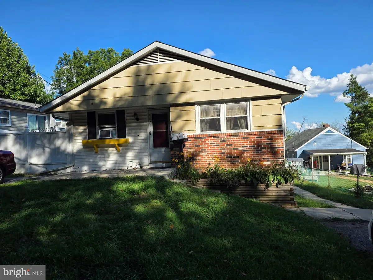 5821 Fairwood Ave, Baltimore, MD 21206 - #1