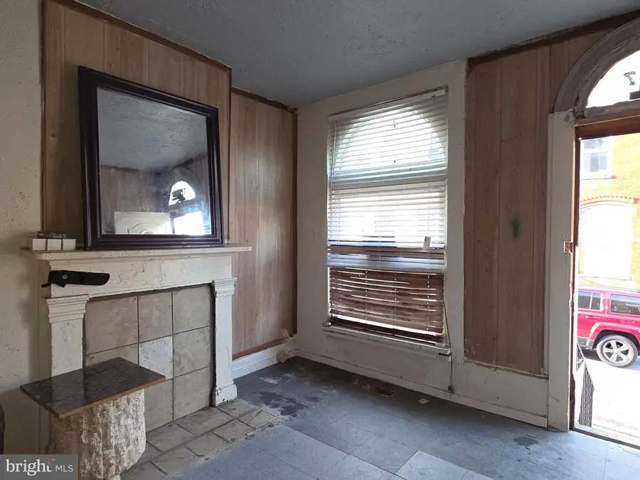 1937 Ridgehill Ave, Baltimore, MD 21217 - #2
