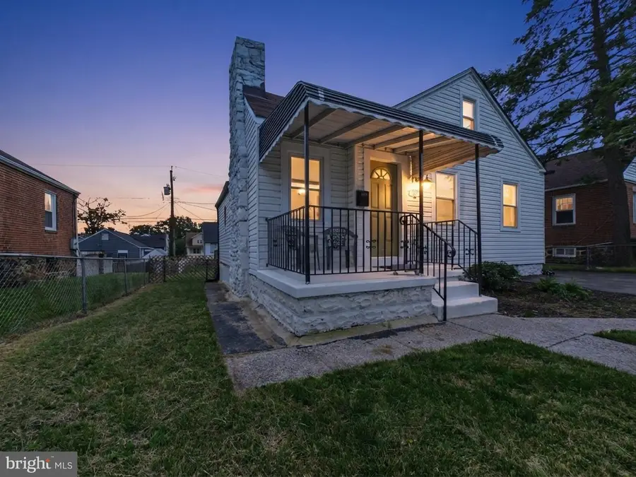2709 Oakley Ave, Baltimore, MD 21215 - #2