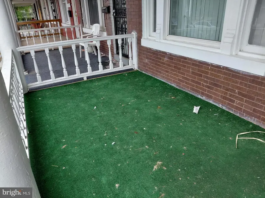 1215 Oakhurst Pl, Baltimore, MD 21216 - #2