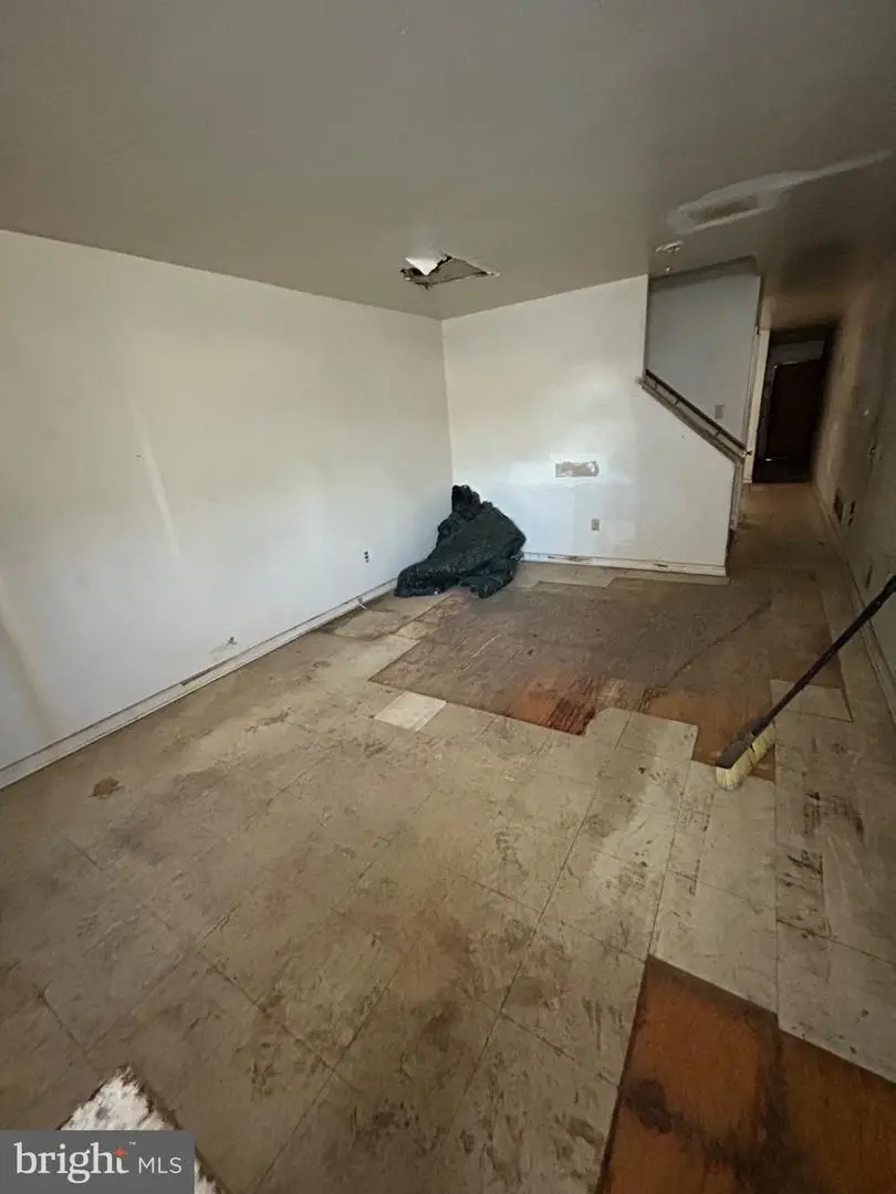 1156 N Carey St, Baltimore, MD 21217 - #2
