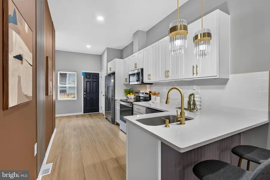946 W Franklin St, Baltimore, MD 21223 - #3