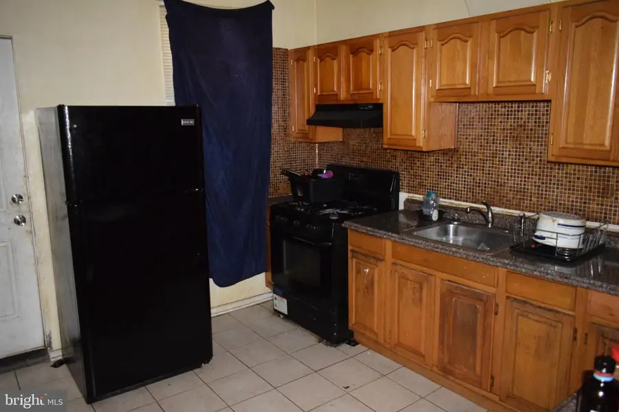 1726 Appleton St, Baltimore, MD 21217 - #2