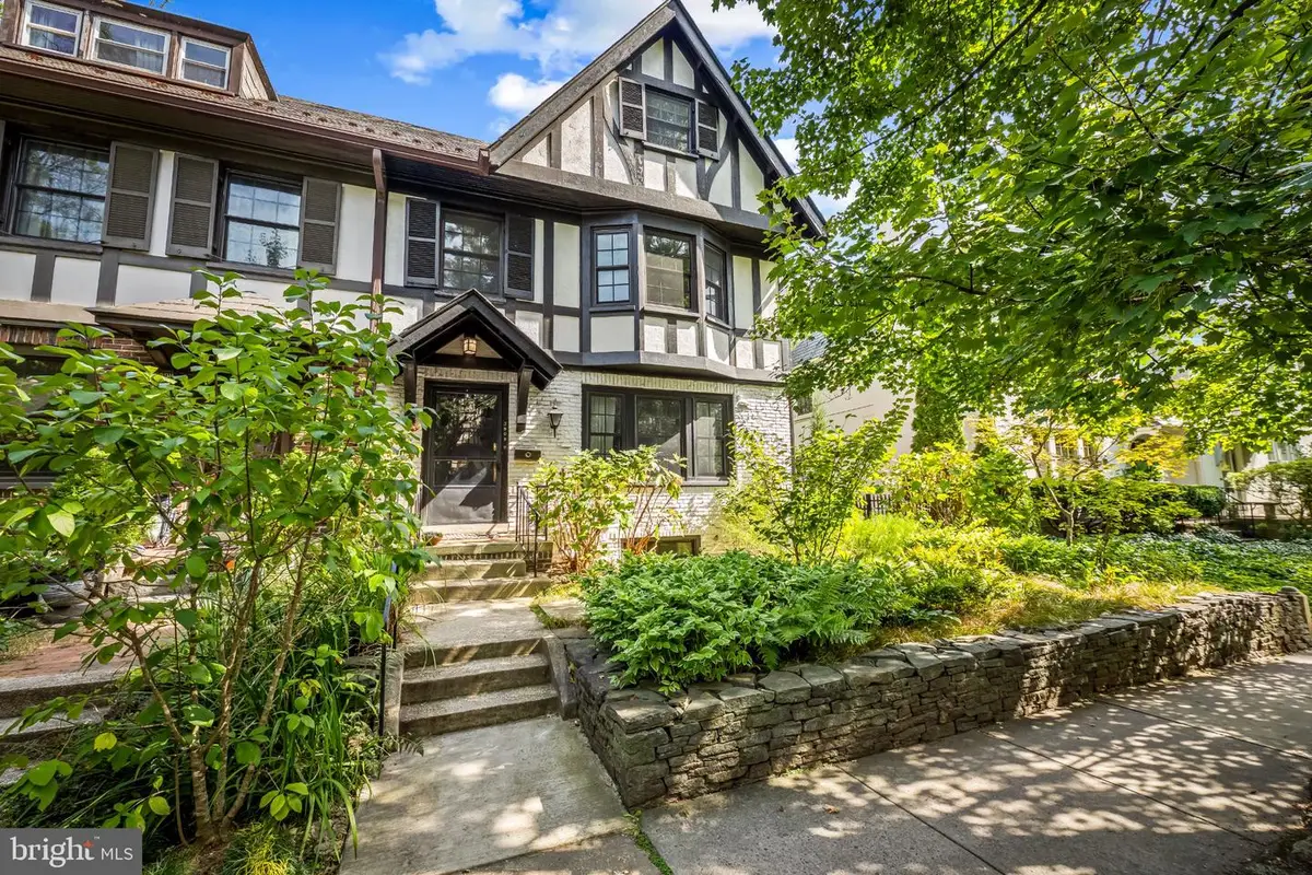 3909 Canterbury Rd, Baltimore, MD 21218 - #1