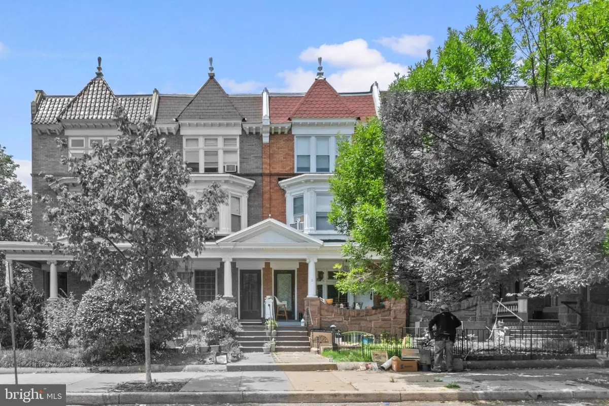2704 N Calvert St, Baltimore, MD 21218 - #1