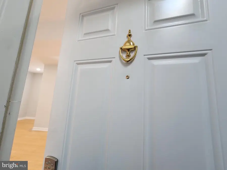 947 Brooks Ln #4, Baltimore, MD 21217 - #2