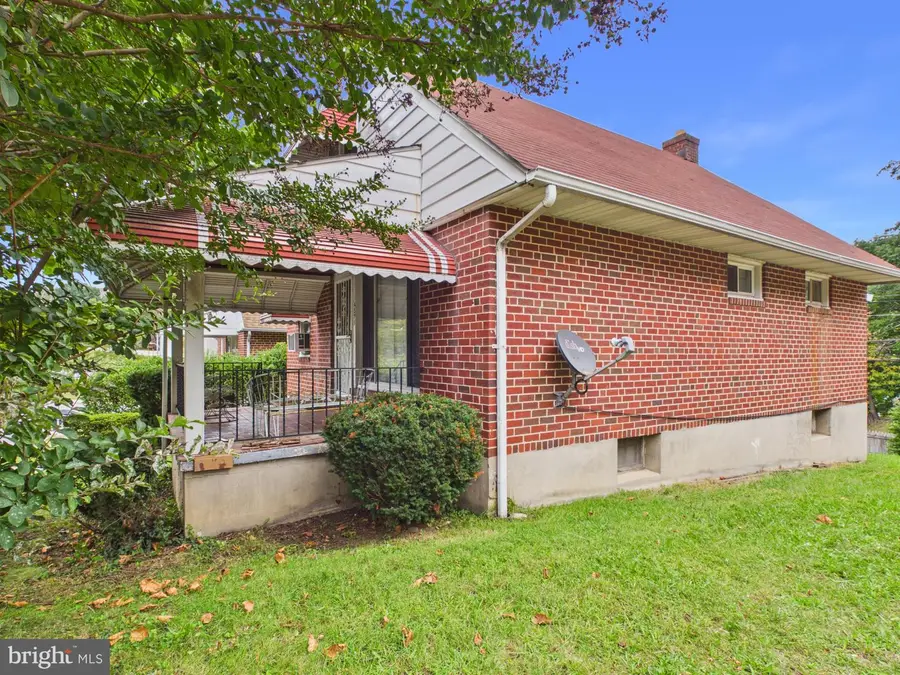 4579 Derby Manor Dr, Baltimore, MD 21215 - #3