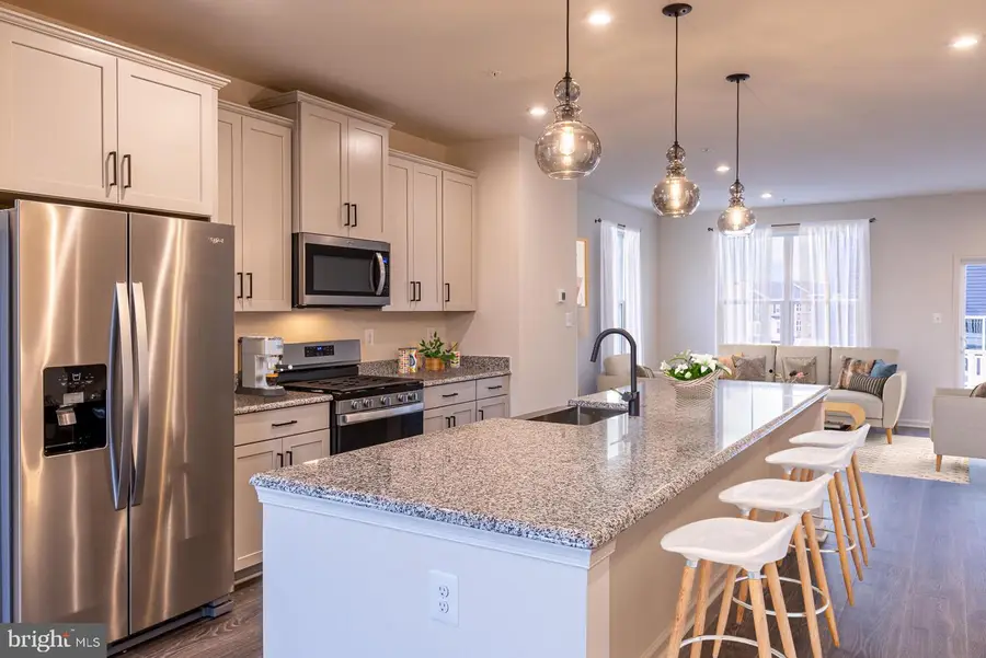 1811 Constellation Dr, Baltimore, MD 21222 - Image #3