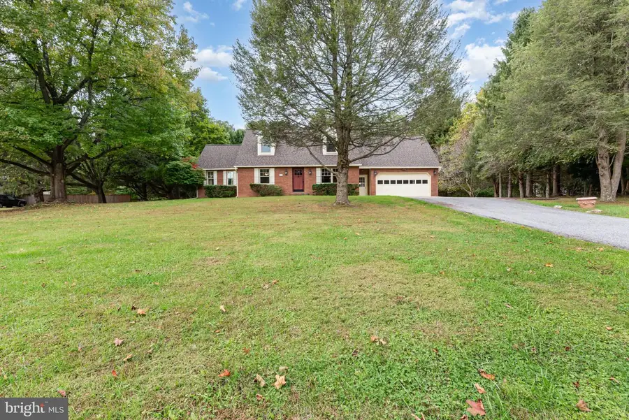 5410 Weywood Dr, Reisterstown, MD 21136 - Image #2