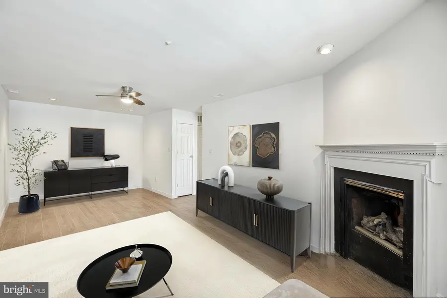 405 Plumbridge Ct #204, Lutherville Timonium, MD 21093 - Image #2