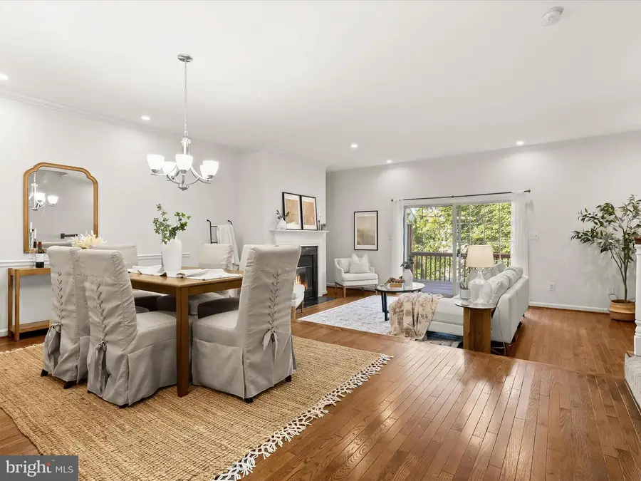 11817 Sherbourne Dr, Lutherville Timonium, MD 21093 - Image #3