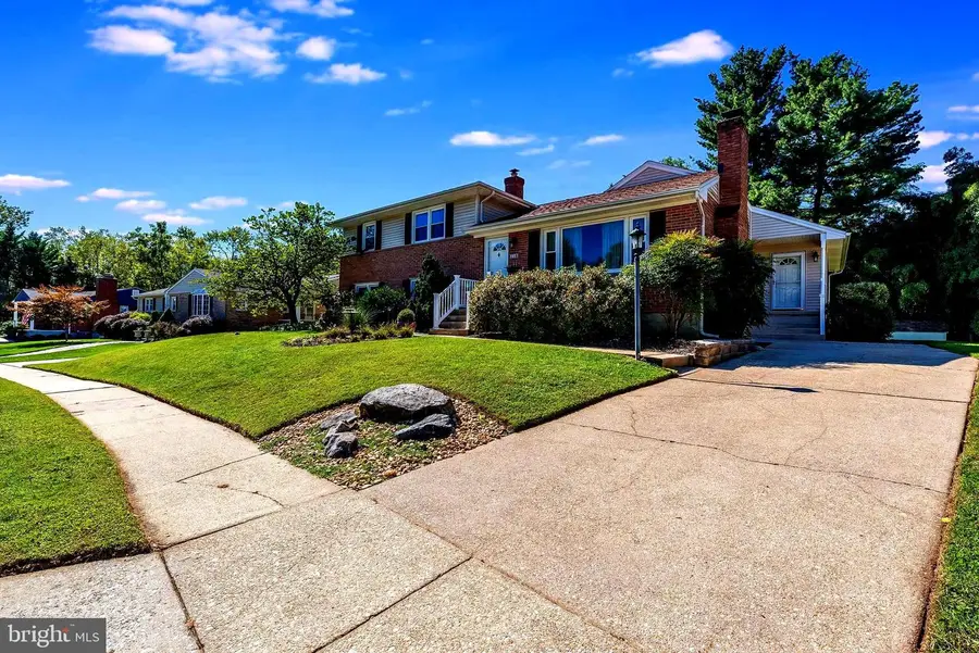 116 Hollow Brook Rd, Lutherville Timonium, MD 21093 - Image #2