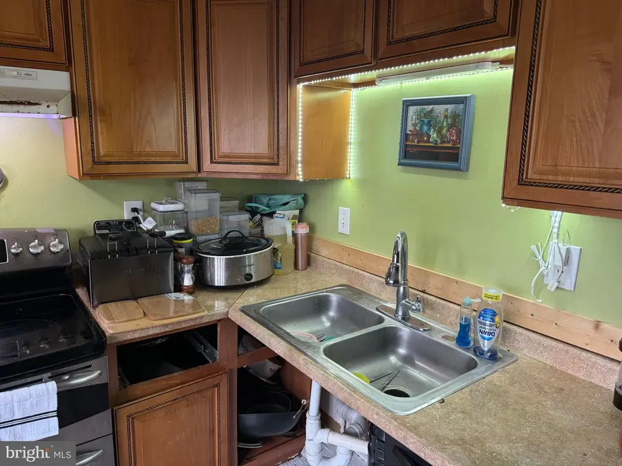 2021 Wintergreen Pl, Baltimore, MD 21237 - Image #2