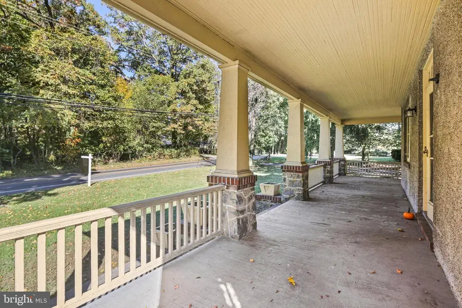 5713 Old Court Rd, Windsor Mill, MD 21244 - Image #3