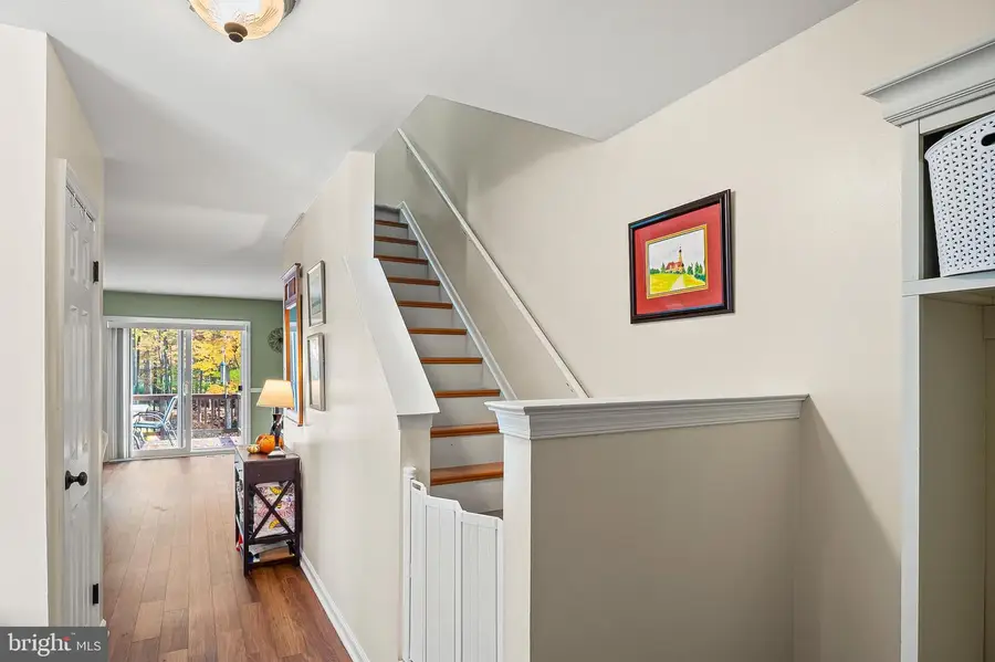 17 Six Notches Ct, Baltimore, MD 21228 - Image #2