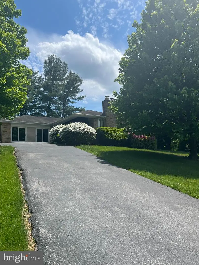 1201 Wisteria Dr, Catonsville, MD 21228 - Image #1