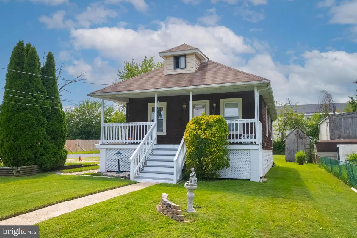 202 N Essex Ave, Essex, MD 21221 - Image #1