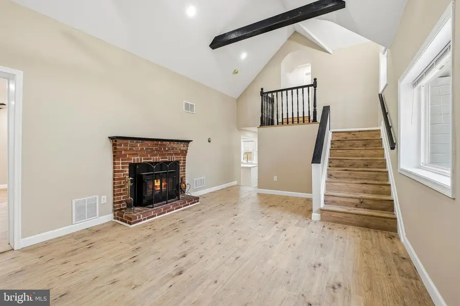 6517 Lehnert St, Baltimore, MD 21207 - Image #3