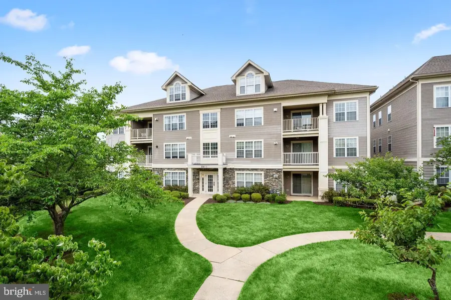 8813 Stone Ridge Cir #302, Pikesville, MD 21208 - Image #2