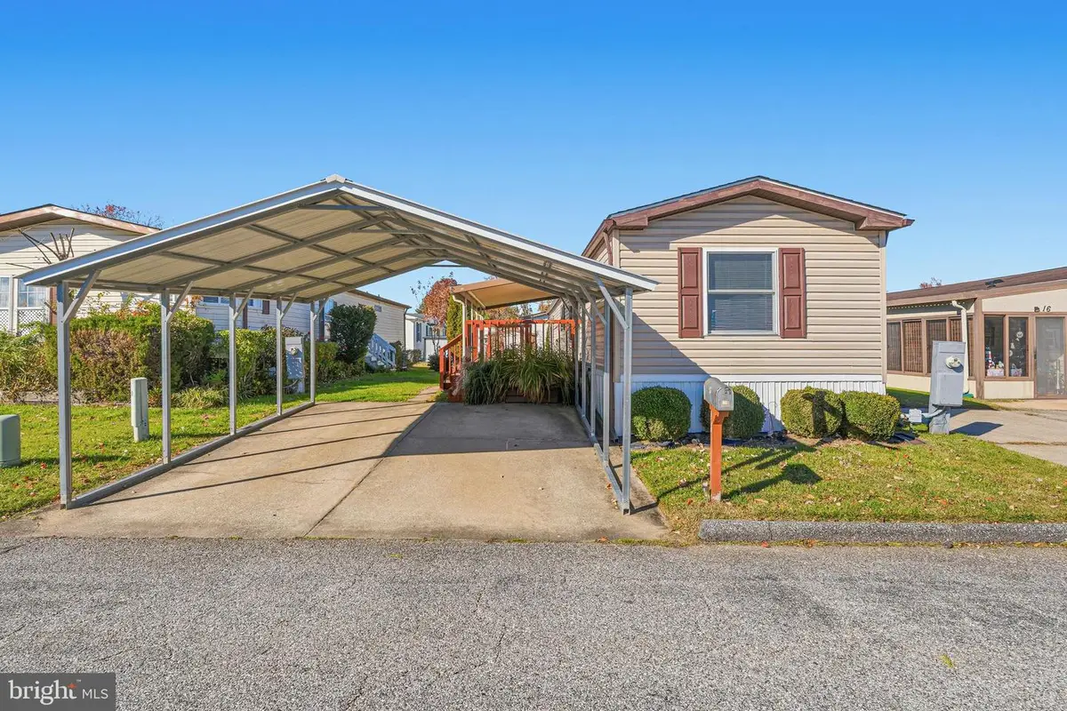 18 Hammock Trl, Middle River, MD 21220 - Image #1