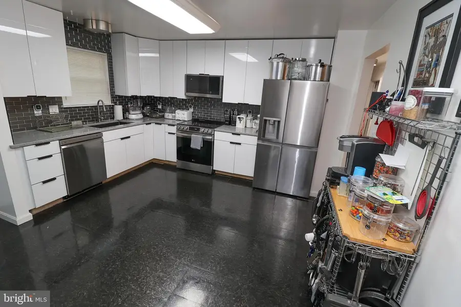 9406 Painted Tree Drive 9406 Painted Tree Drive, Randallstown, MD 21133 - Image #3