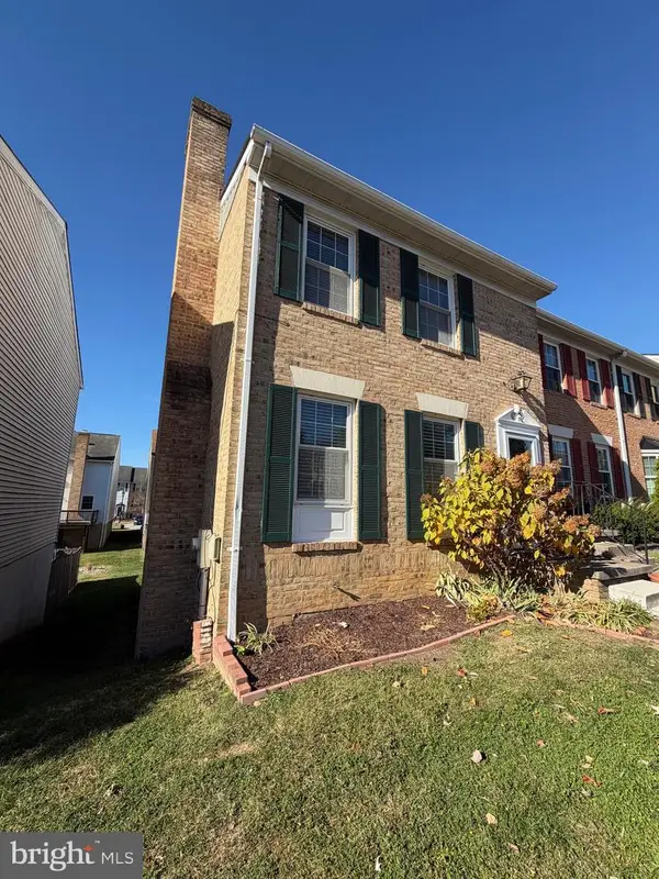 5712 Richardson Mews Sq, HALETHORPE, MD 21227