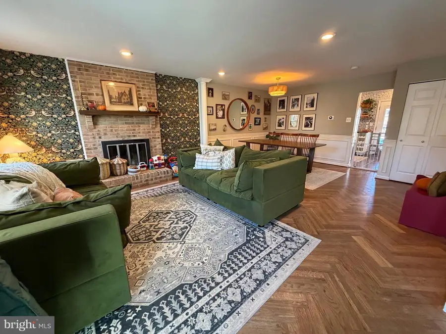 5712 Richardson Mews Sq, Halethorpe, MD 21227 - Image #2