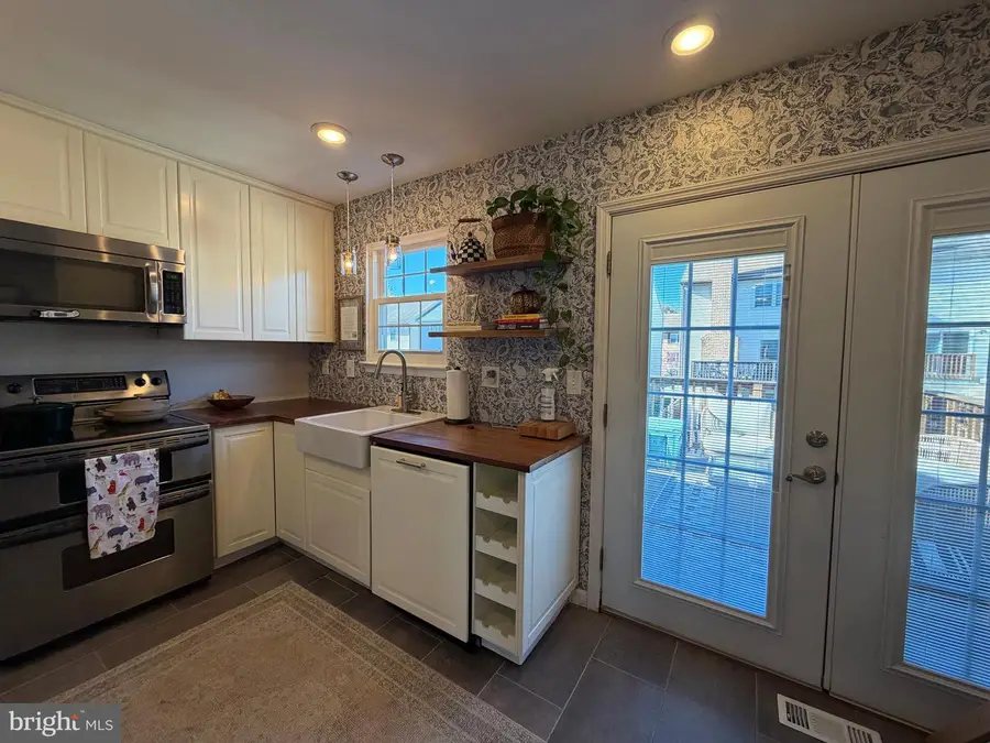 5712 Richardson Mews Sq, Halethorpe, MD 21227 - Image #3