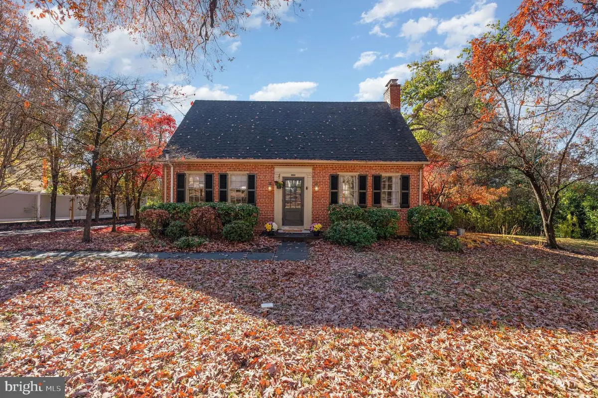 109 W Seminary Ave, Lutherville Timonium, MD 21093 - Image #1