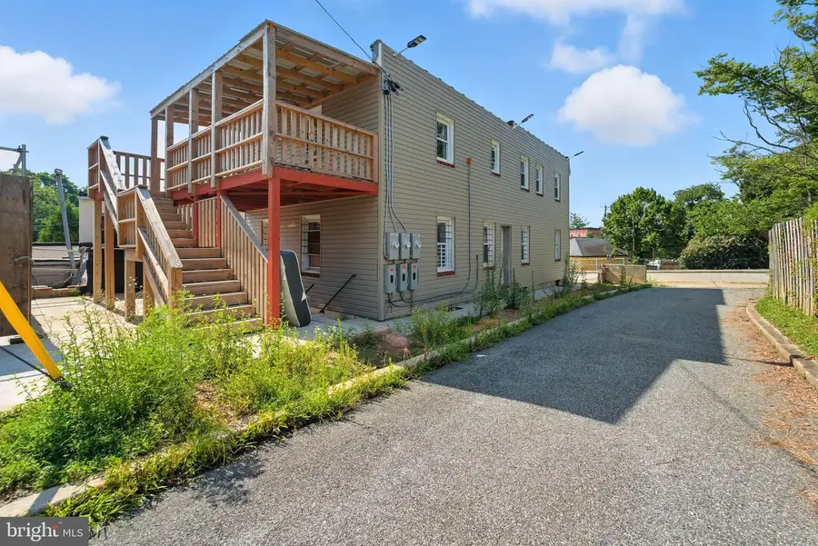 4 W Overlea Ave, Baltimore, MD 21206 - Image #2