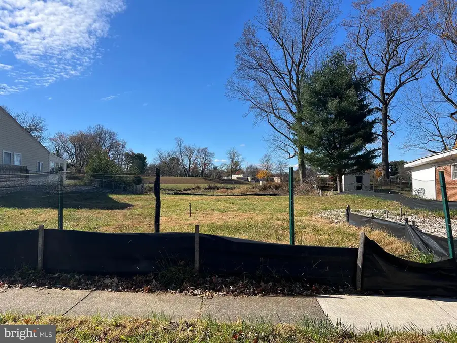 7618 Carla Rd, Pikesville, MD 21208 - Image #2