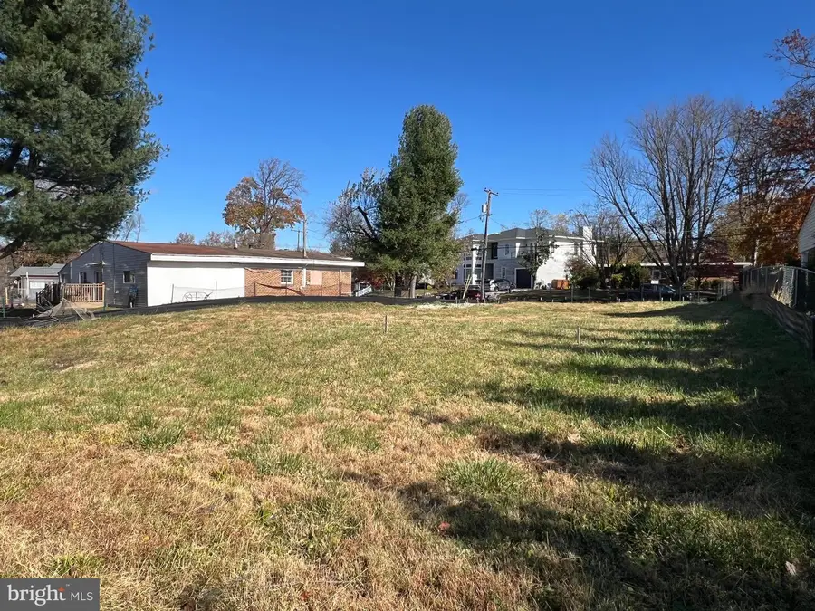 7618 Carla Rd, Pikesville, MD 21208 - Image #3