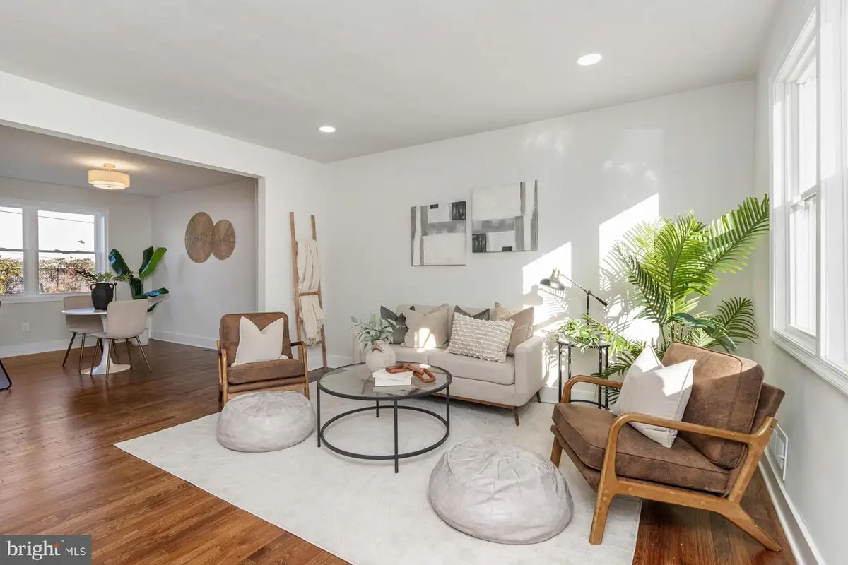 1862 Yakona Rd, Parkville, MD 21234 - Image #1