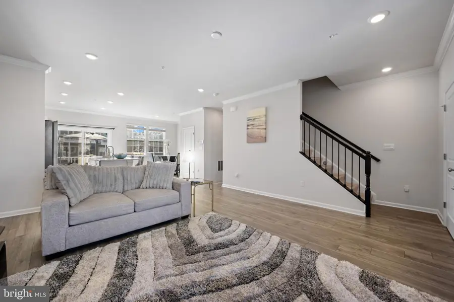 8383 Dieter Dr, Rosedale, MD 21237 - Image #2