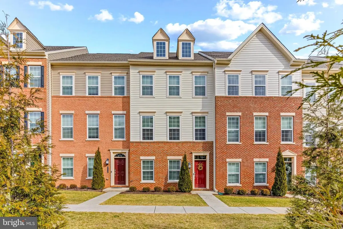 9236 Garrettson Cir, Perry Hall, MD 21128 - #1