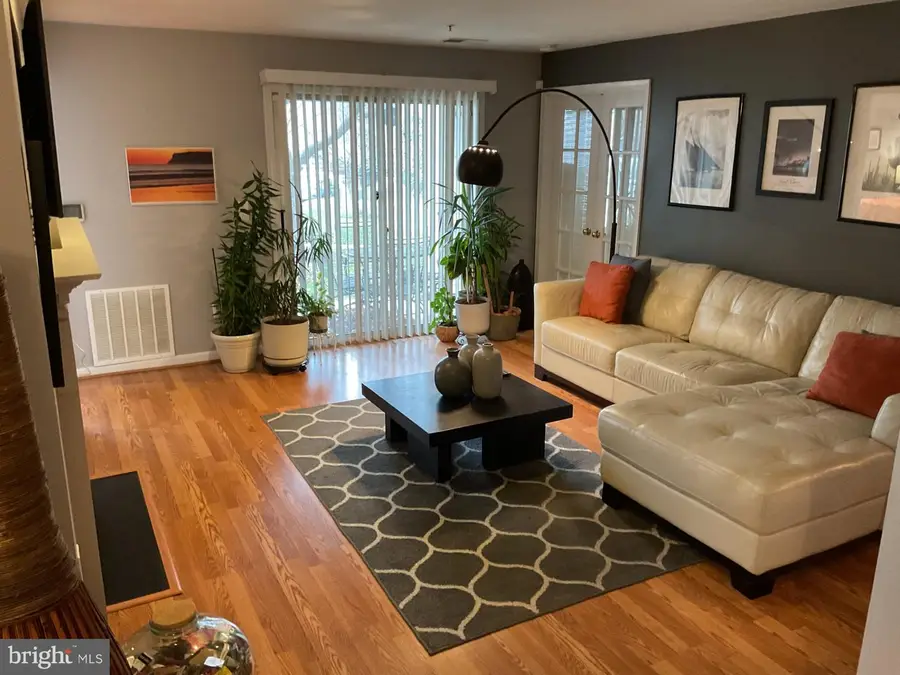 8815 Stone Ridge Cir #101, Pikesville, MD 21208 - Image #3