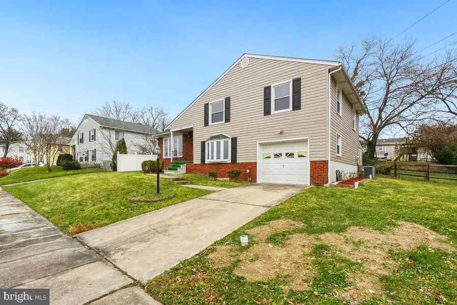 9307 Thornewood Dr, Baltimore, MD 21234 - Image #2